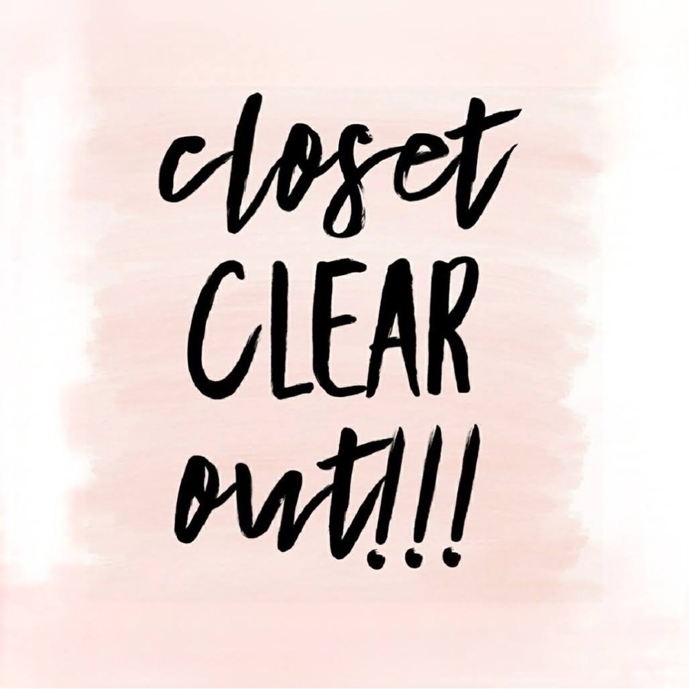 EVERYTHING NEEDS TO GO | CLOSET CLEAN OUT!!